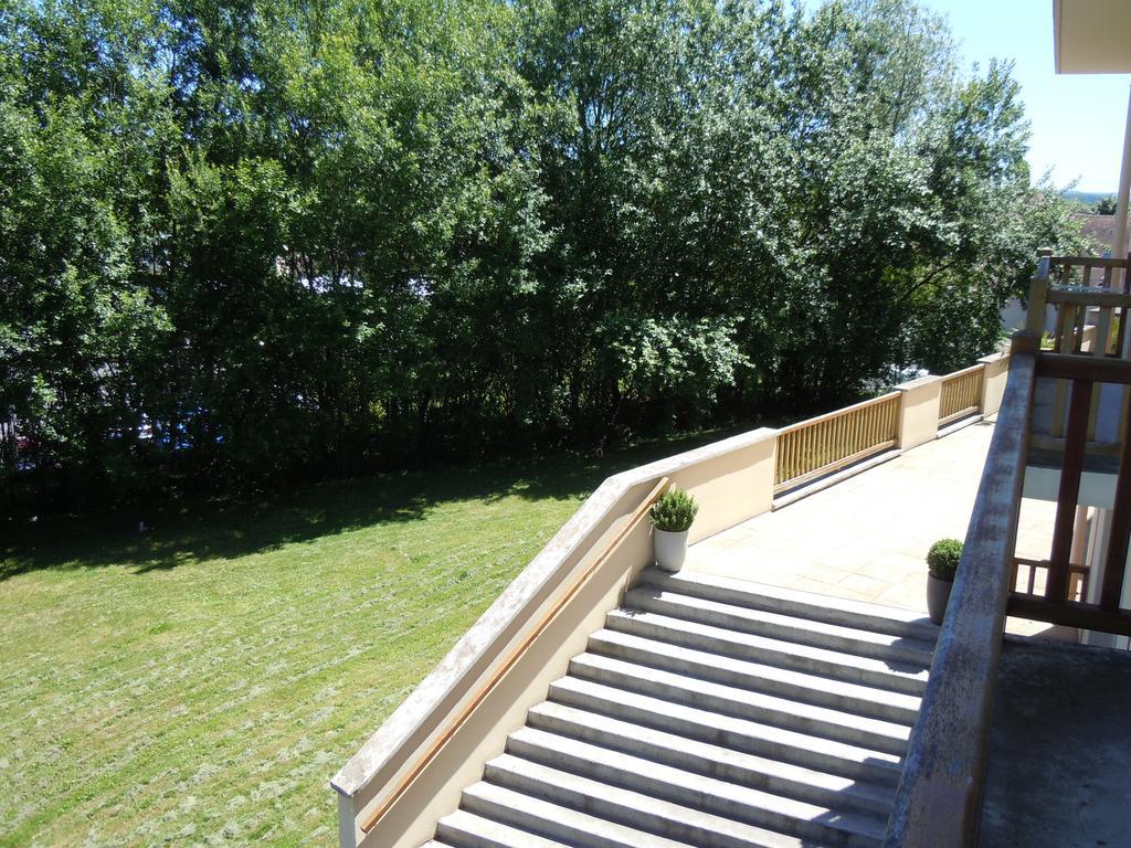 Sweet Home Appart'Hotel Deauville Sud Exterior foto