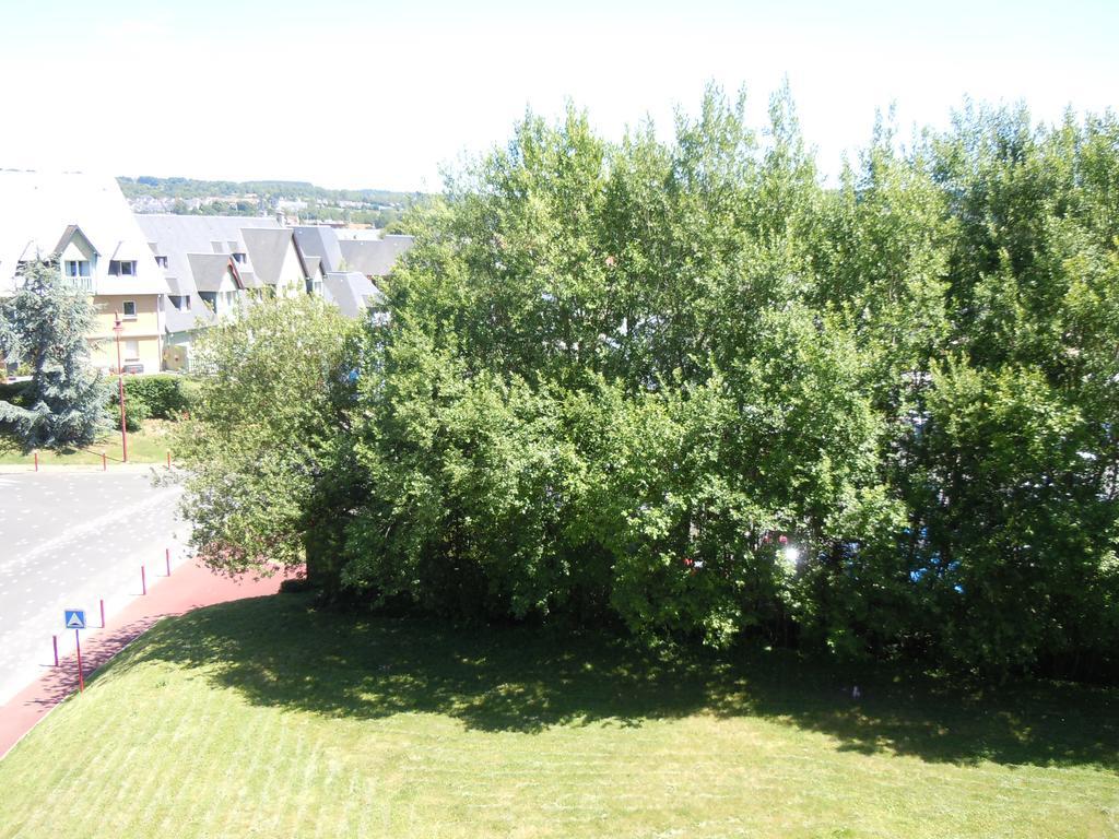 Sweet Home Appart'Hotel Deauville Sud Exterior foto